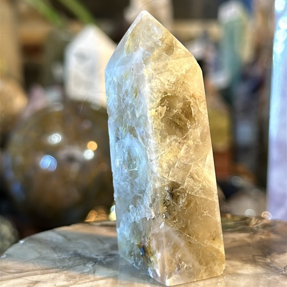 Moonstone 4 Sided Crystal Point! - Picture 4 of 5